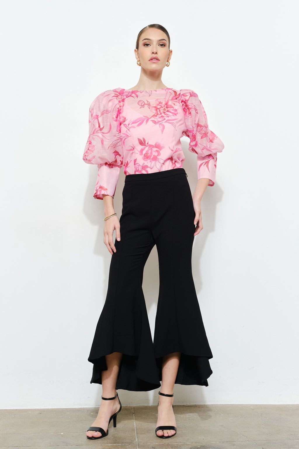 BLUSA FLORAL TONOS ROSAS ELEGANTE