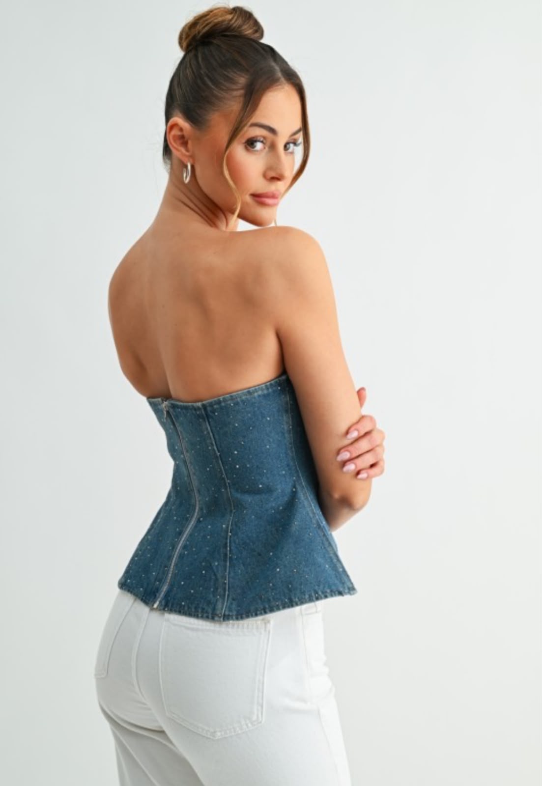 TOP STRAPLESS DENIM CON BRILLOS FORRADO